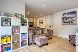 OP Lounge/Kitchen/Diner- click for photo gallery